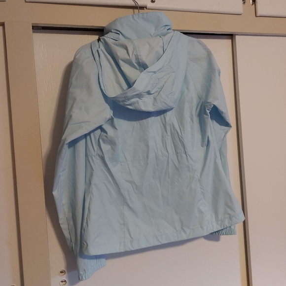 Women's Columbia Wind Breaker - Picture 2 of 4